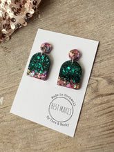 Load image into Gallery viewer, Tinsel Town