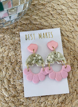 Load image into Gallery viewer, Pretty in pink