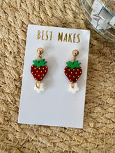 Load image into Gallery viewer, Strawberries and cream