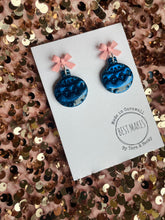 Load image into Gallery viewer, Bauble babe