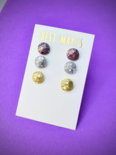 Load image into Gallery viewer, Sparkle studs