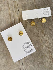 Brass pebbles