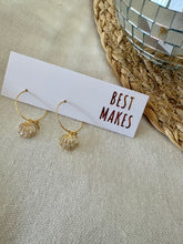 Load image into Gallery viewer, Shimmering Shells