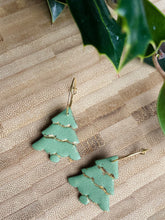 Load image into Gallery viewer, Classic Christmas